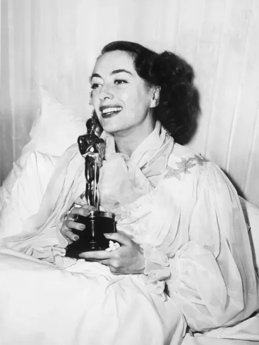 Framed Print : Joan Crawford Holding Academy Award Framed Print : Joan Crawford Holding Academy Award