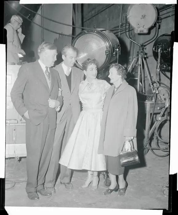 Framed Print : Joan Crawford with James Stewart and His Father and New Bride Framed Print : Joan Crawford with James Stewart and His Father and New Bride