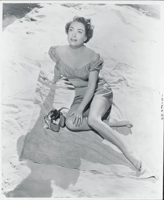 Framed Print : Joan Crawford Posing on Blanket Framed Print : Joan Crawford Posing on Blanket