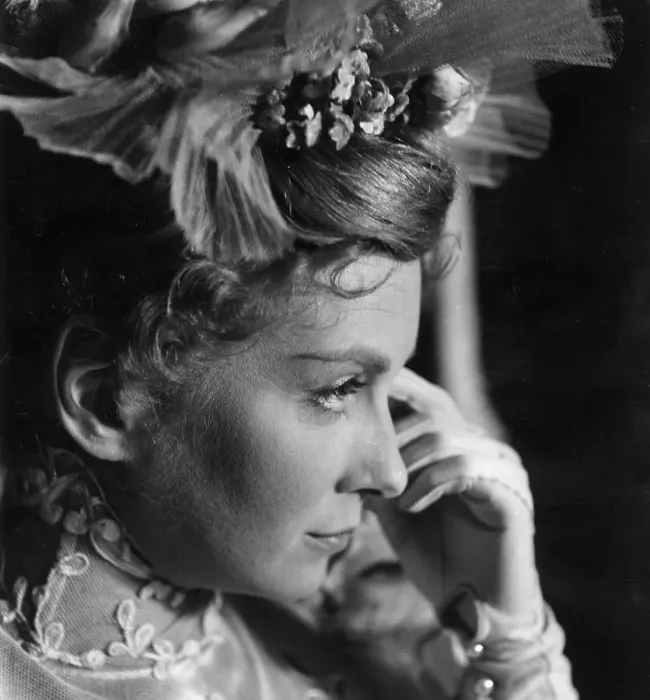 Framed Print : Joan Greenwood Framed Print : Joan Greenwood