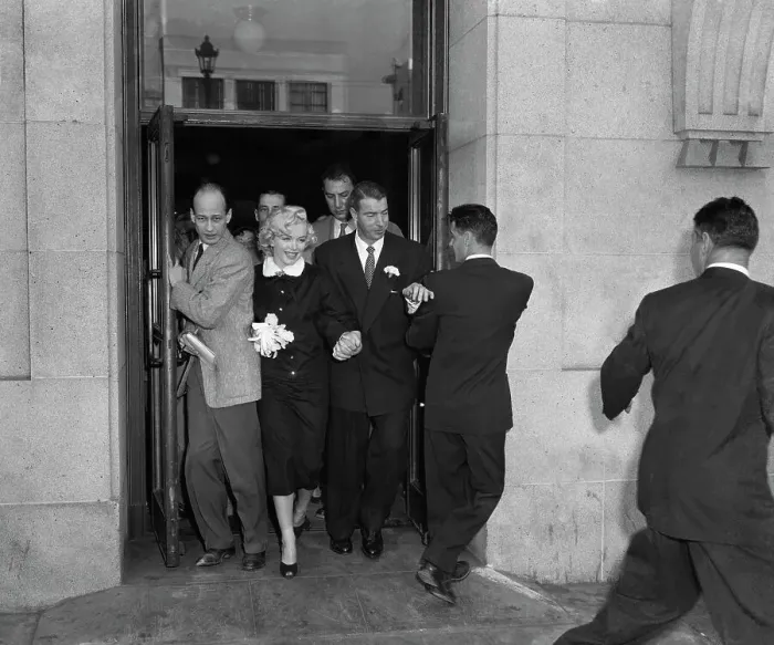 Framed Print : Joe DiMaggio and Marilyn Monroe Wed Framed Print : Joe DiMaggio and Marilyn Monroe Wed