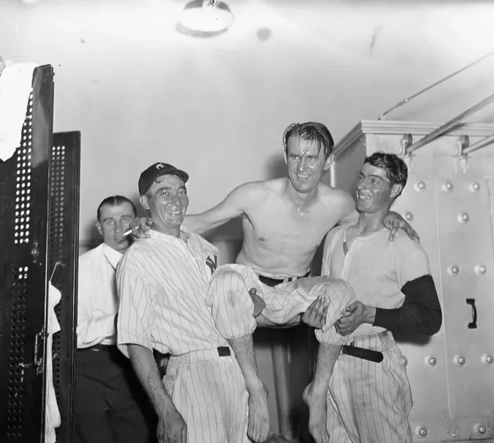 Framed Print : Joe DiMaggio and Tony Lazzeri Holding up Lefty Gomez Framed Print : Joe DiMaggio and Tony Lazzeri Holding up Lefty Gomez