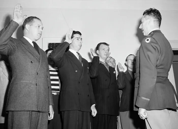 Framed Print : Joe Dimaggio W / Hand Raised Taking Oath Framed Print : Joe Dimaggio W / Hand Raised Taking Oath