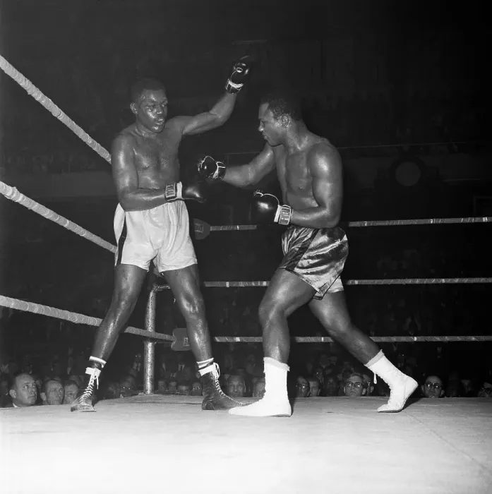 Framed Print : Joe Frazier Framed Print : Joe Frazier