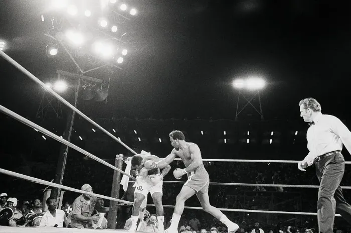 Framed Print : Joe Frazier Gets Hit By George Foreman Framed Print : Joe Frazier Gets Hit By George Foreman