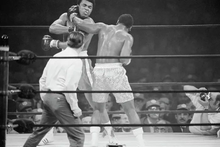 Framed Print : Joe Frazier Punching Muhammad Ali