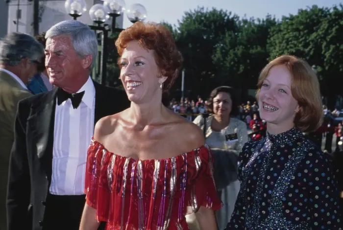 Framed Print : Joe Hamilton, Carol Burnett & Carrie Hamilton Framed Print : Joe Hamilton, Carol Burnett & Carrie Hamilton