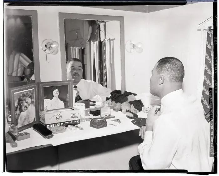 Framed Print : Joe Louis Adjusts His Tie Framed Print : Joe Louis Adjusts His Tie