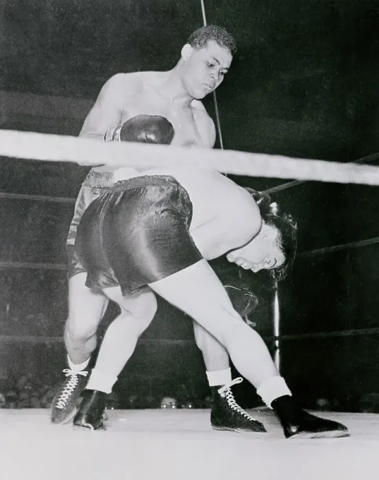 Framed Print : Joe Louis and Al McCoy Boxing Framed Print : Joe Louis and Al McCoy Boxing