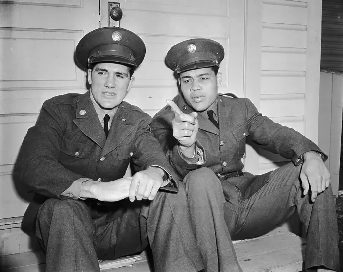Framed Print : Joe Louis and Billy Conn in Uniform Framed Print : Joe Louis and Billy Conn in Uniform
