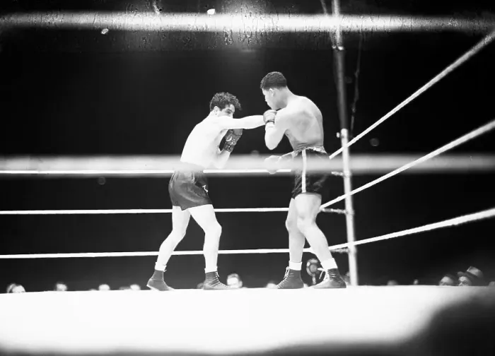 Framed Print : Joe Louis Fighing Max Baer Framed Print : Joe Louis Fighing Max Baer