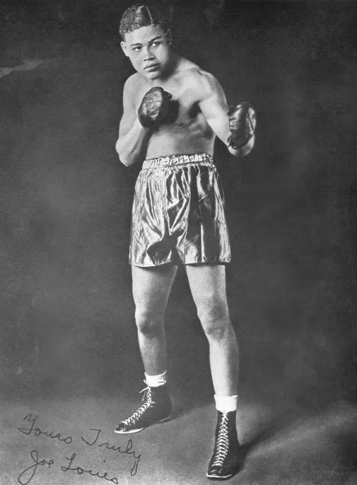 Framed Print : Joe Louis In Fighting Pose Framed Print : Joe Louis In Fighting Pose