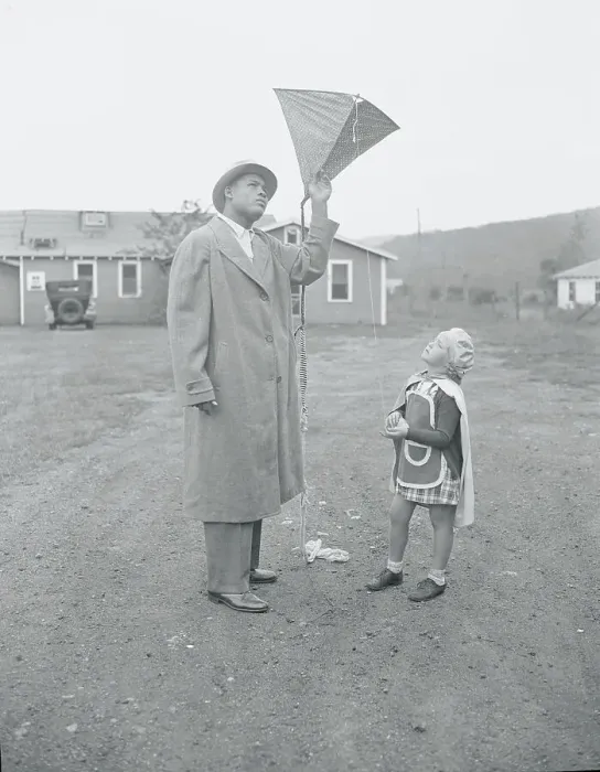 Framed Print : Joe Louis Holding Kite for Adelaide Bier Framed Print : Joe Louis Holding Kite for Adelaide Bier