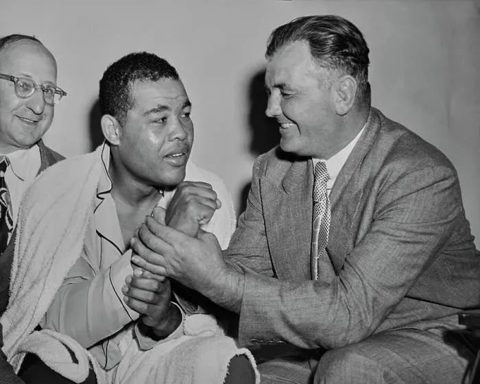 Framed Print : Joe Louis And James Braddock Framed Print : Joe Louis And James Braddock