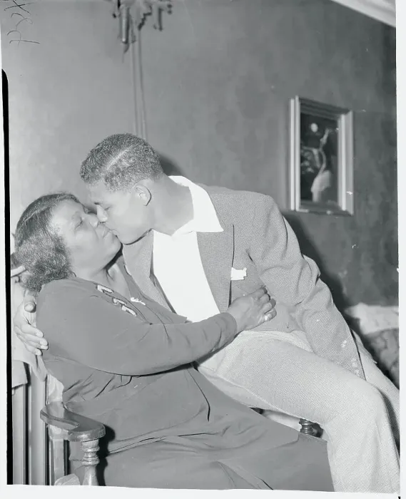 Framed Print : Joe Louis Kissing His Mother Framed Print : Joe Louis Kissing His Mother