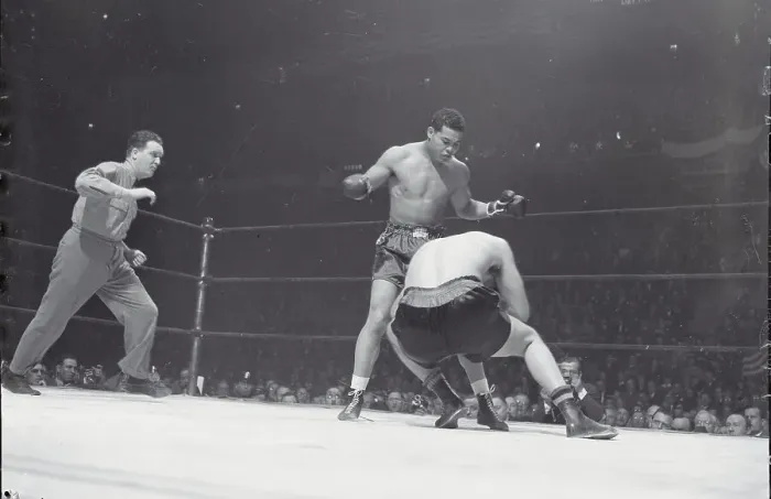 Framed Print : Joe Louis Knocking out Buddy Baer Framed Print : Joe Louis Knocking out Buddy Baer