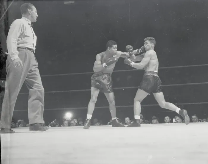 Framed Print : Joe Louis and Lou Nova Boxing Framed Print : Joe Louis and Lou Nova Boxing