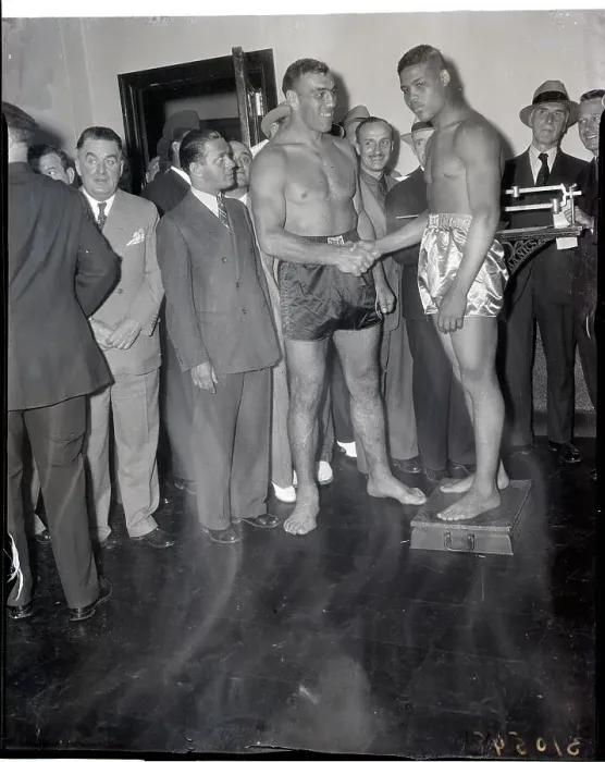 Framed Print : Joe Louis and Primo Carnera Framed Print : Joe Louis and Primo Carnera