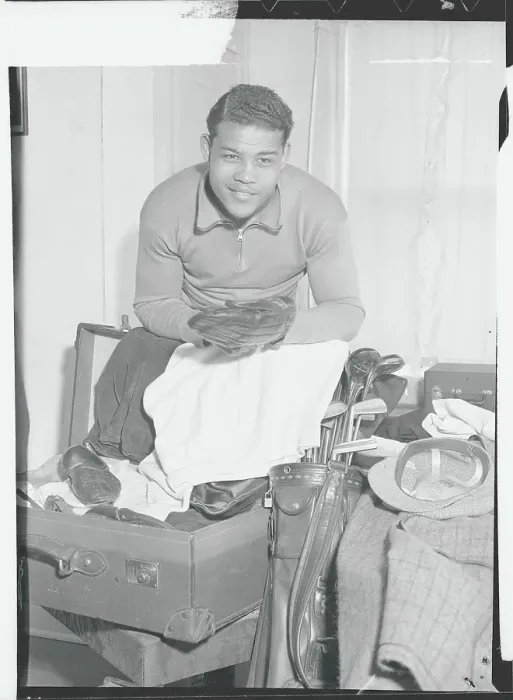 Framed Print : Joe LouisUnpacking His Luggage Framed Print : Joe LouisUnpacking His Luggage