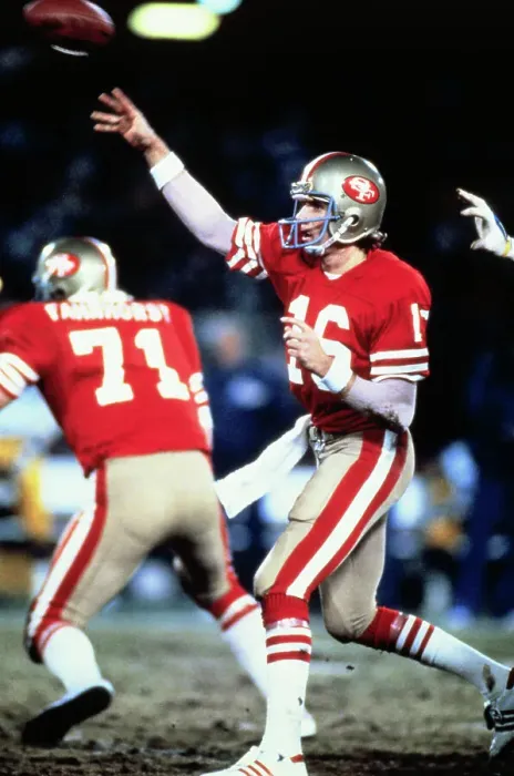 Framed Print : Joe Montana Throwing Football Framed Print : Joe Montana Throwing Football