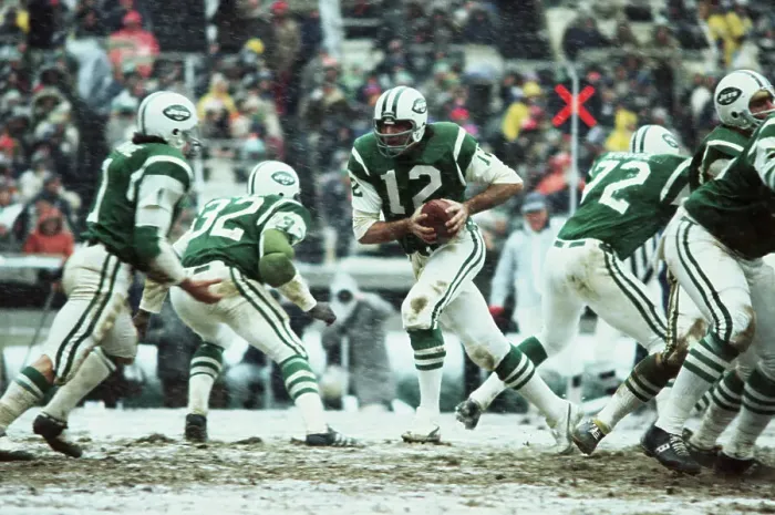 Framed Print : Joe Namath Running with Ball Framed Print : Joe Namath Running with Ball