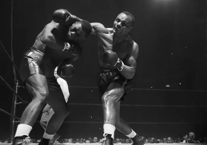 Framed Print : Joe Walcott Grazes Opponent'S Head;Boxin Framed Print : Joe Walcott Grazes Opponent'S Head;Boxin