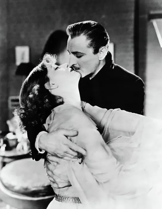 Framed Print : John Barrymore And Greta Garbo In Film Framed Print : John Barrymore And Greta Garbo In Film