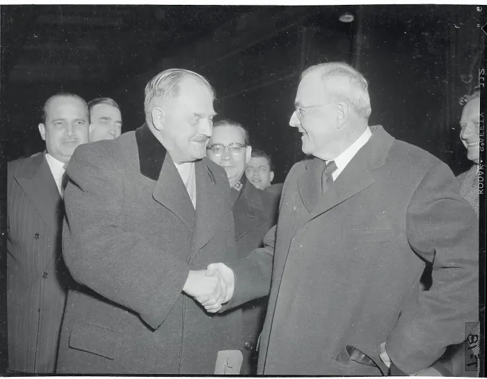 Framed Print : John Foster Dulles and Julius Raab Shaking Hands Framed Print : John Foster Dulles and Julius Raab Shaking Hands