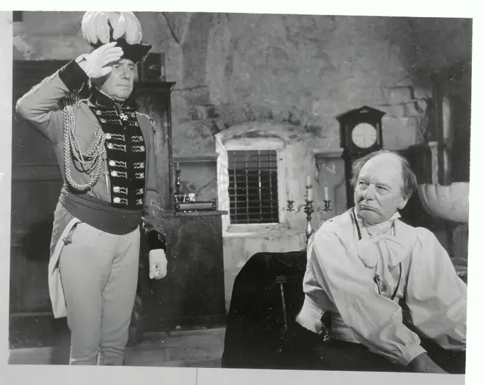 Framed Print : John Gielgud and Ralph Richardson Playing in a Scene Framed Print : John Gielgud and Ralph Richardson Playing in a Scene