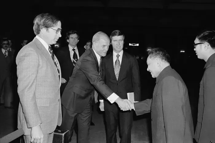 Framed Print : John Glenn Shaking Hands with Teng Hsiao-Ping Framed Print : John Glenn Shaking Hands with Teng Hsiao-Ping