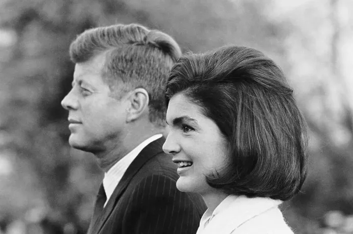 Framed Print : John Kennedy and Jacqueline Kennedy Framed Print : John Kennedy and Jacqueline Kennedy