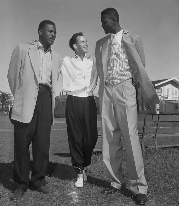 Framed Print : John Landy Speaking With Bill Russell and Casey Jones Framed Print : John Landy Speaking With Bill Russell and Casey Jones