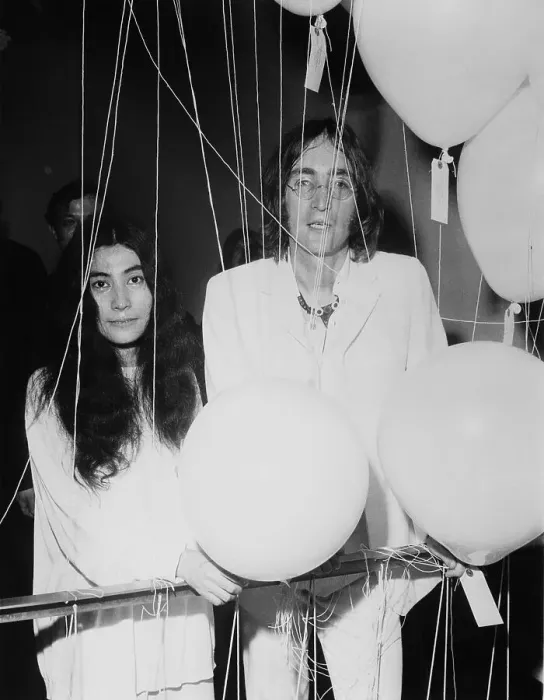 Framed Print : John Lennon and Yoko Ono at Art Show Framed Print : John Lennon and Yoko Ono at Art Show