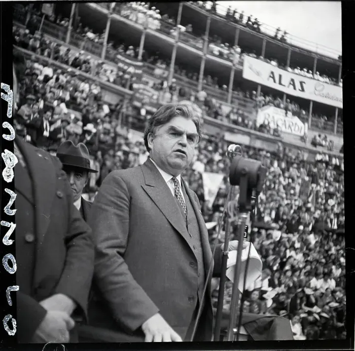 Framed Print : John Lewis Addressing Stadium Crowd Framed Print : John Lewis Addressing Stadium Crowd