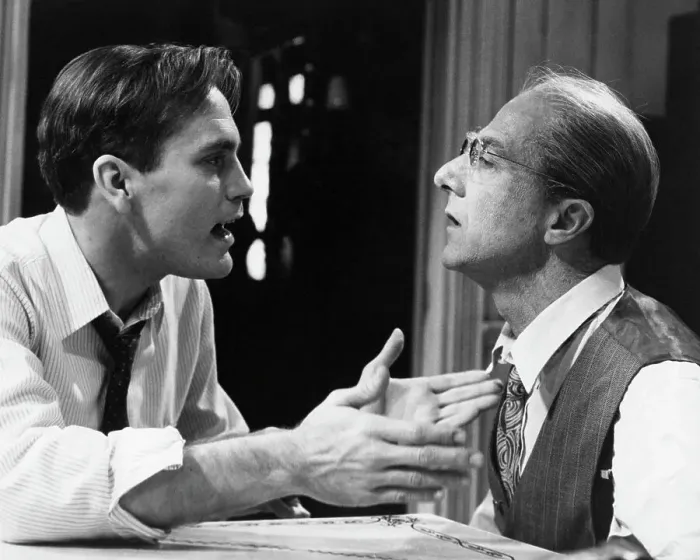 Framed Print : John Malkovich a Dustin Hoffman in Death of a Salesman Framed Print : John Malkovich a Dustin Hoffman in Death of a Salesman