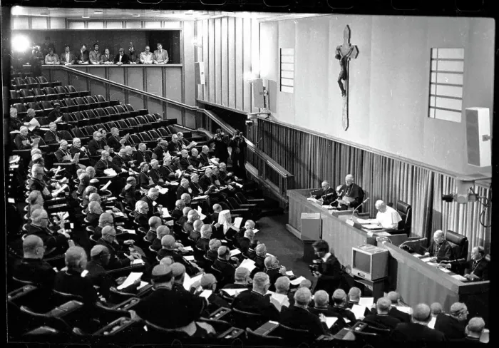 Framed Print : John Paul II at the Cardinal Congress Framed Print : John Paul II at the Cardinal Congress