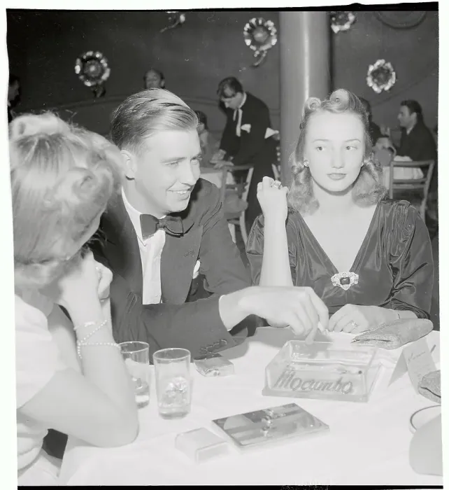 Framed Print : John Roosevelt and Anne Clark at Dinner Framed Print : John Roosevelt and Anne Clark at Dinner