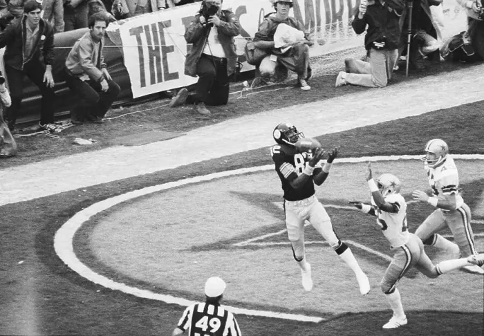 Framed Print : John Stallworth Scores in Super Bowl XIII Framed Print : John Stallworth Scores in Super Bowl XIII