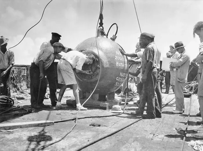 Framed Print : John Teevan Opening Bathysphere Used by William Beebe Framed Print : John Teevan Opening Bathysphere Used by William Beebe