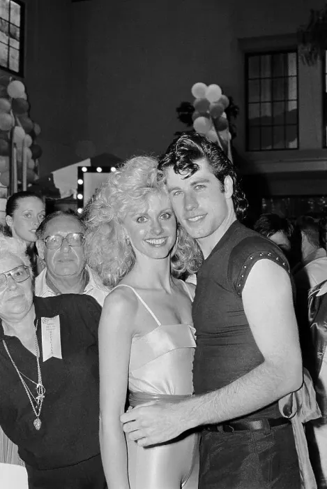 Framed Print : John Travolta and Olivia Newton John Framed Print : John Travolta and Olivia Newton John