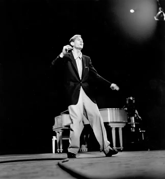 Framed Print : Johnnie Ray Framed Print : Johnnie Ray