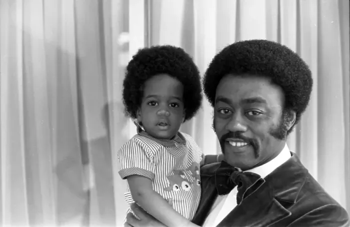 Framed Print : Johnnie Taylor Portrait Session With His Family Framed Print : Johnnie Taylor Portrait Session With His Family