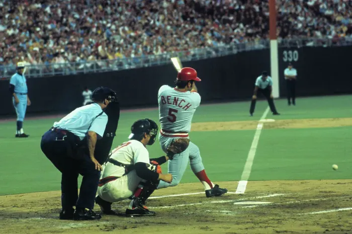 Framed Print : Johnny Bench in Deep Batting Stance Framed Print : Johnny Bench in Deep Batting Stance