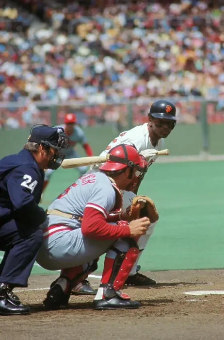 Framed Print : Johnny Bench Stooping for Catch During Baseball Game Framed Print : Johnny Bench Stooping for Catch During Baseball Game