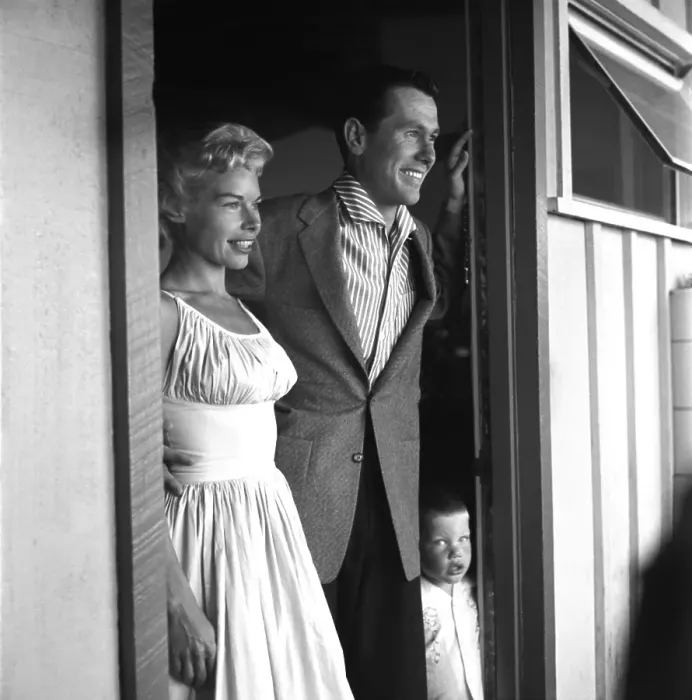 Framed Print : Johnny Carson And Joan Framed Print : Johnny Carson And Joan
