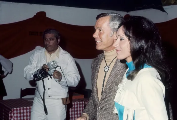 Framed Print : Johnny Carson And Joanna