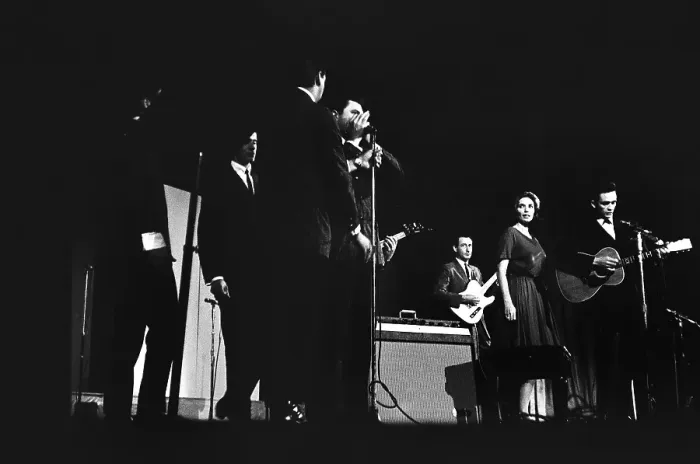 Framed Print : Johnny Cash At The New York Folk Festival Framed Print : Johnny Cash At The New York Folk Festival