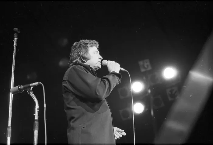 Framed Print : Johnny Cash Performing In Anaheim Framed Print : Johnny Cash Performing In Anaheim