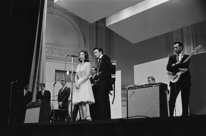 Framed Print : Johnny Cash & The Tennessee Three In Concert Framed Print : Johnny Cash & The Tennessee Three In Concert