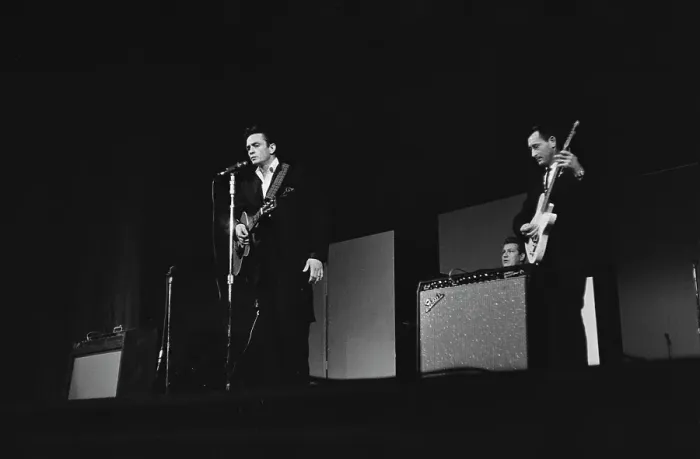 Framed Print : Johnny Cash & The Tennessee Three In Concert Framed Print : Johnny Cash & The Tennessee Three In Concert